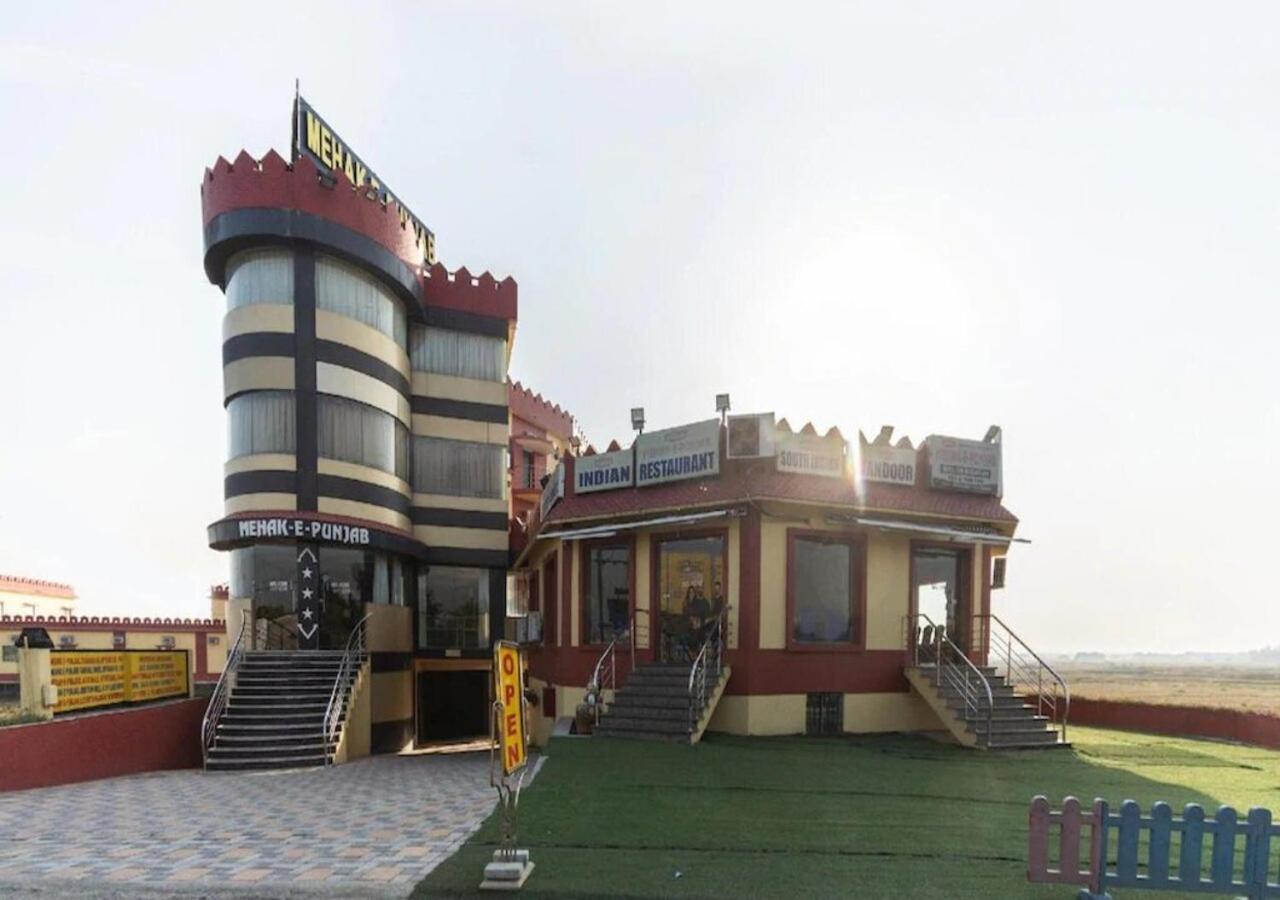 מלון טארפית Mehak E Punjab Retreat מראה חיצוני תמונה